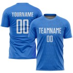 Weißes, individuell bedrucktes Sublimations-Fußballtrikot in Hellblau Weißes, individuell bedrucktes Sublimations-Fußballtrikot in Hellblau